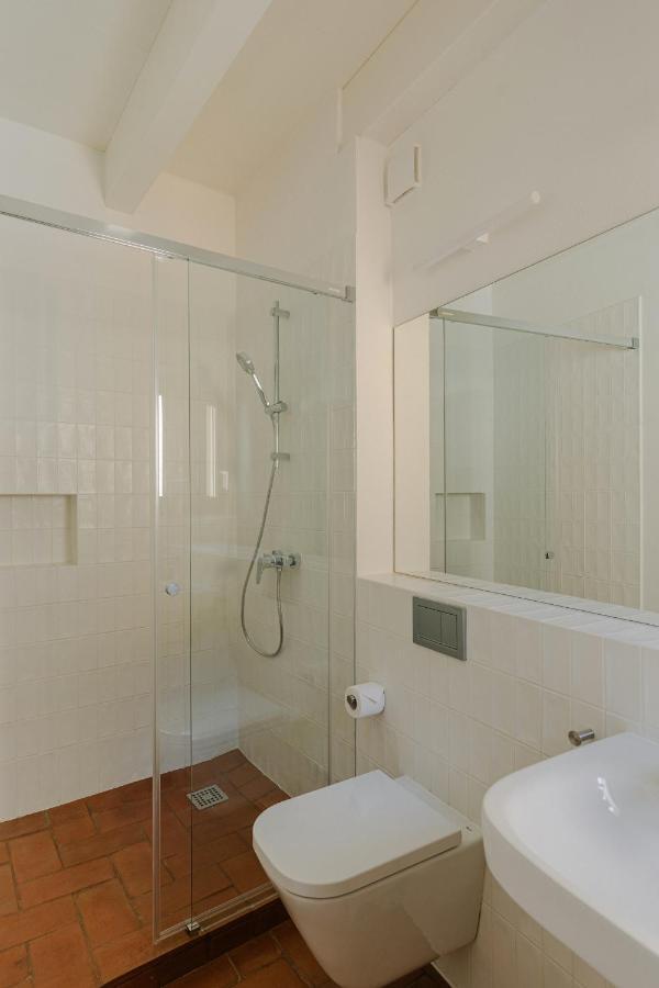 Flateli Santa Clara 21 Apartment Girona Bagian luar foto